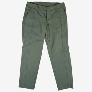 Kirkland Travel Green Pants Size 2 Hiking Outdoors  25.5" Inseam  womens